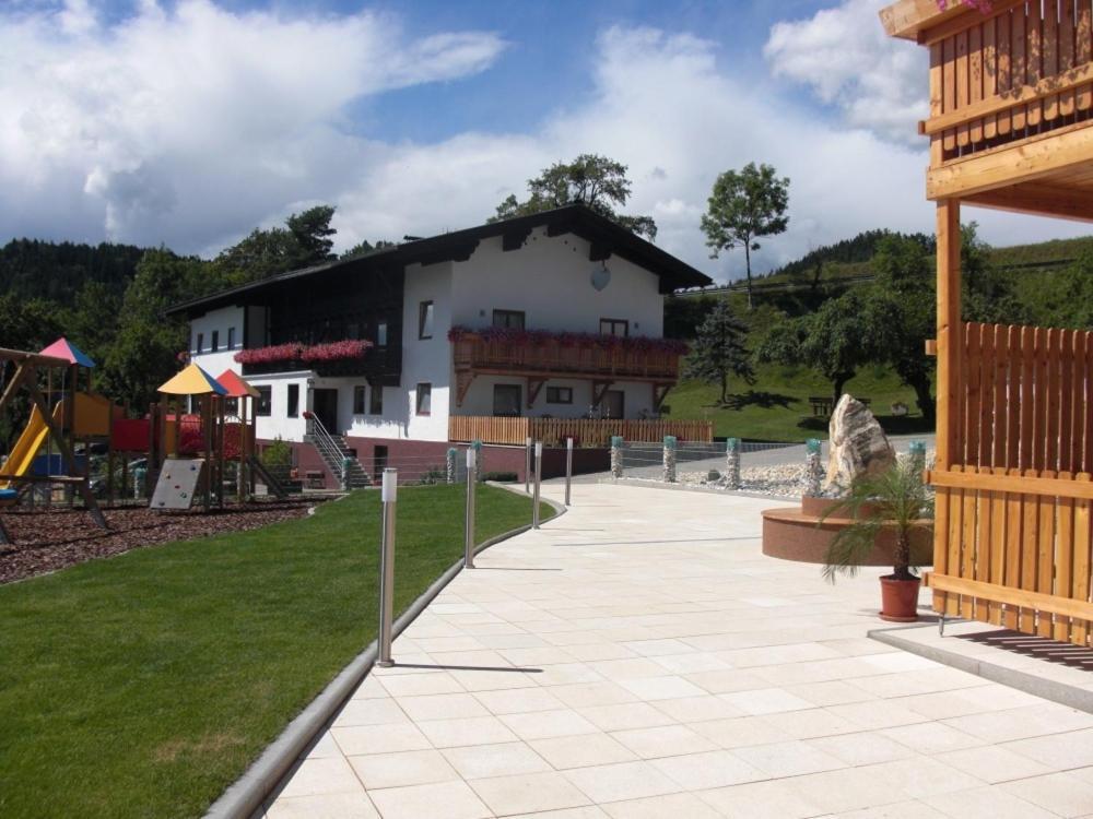 Hotel Panoramadorf Saualpe Eberstein Zewnętrze zdjęcie